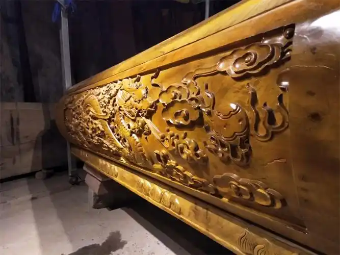 柳州金丝楠木棺材