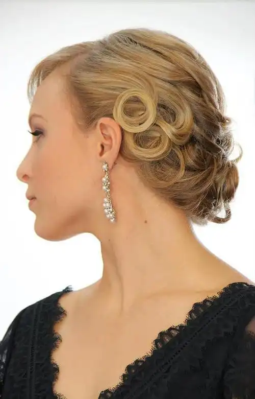 英国婚礼策划的相册-新娘发型