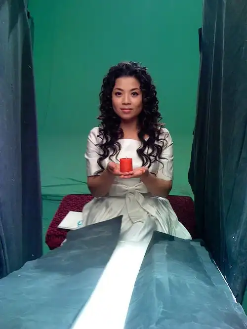 【时尚魅力】最具女人味的歌星 张也