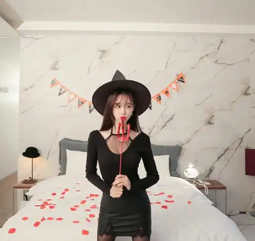 韩国嫩模金惠美:恋爱虽然甜蜜,却也有太多的起落和烦恼!