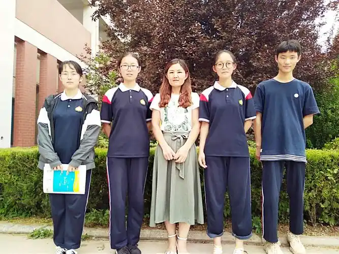 不忘初心,砥砺奋进 ———记 安阳县实验中学 申俊丽