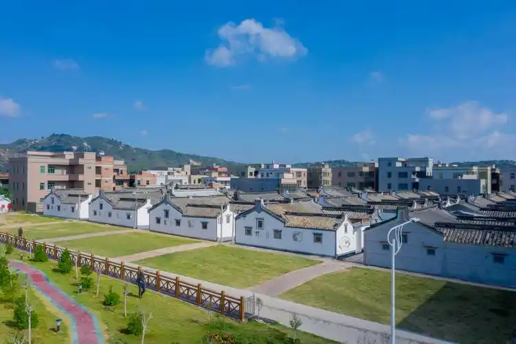 揭阳网站建设背景_(揭阳网站建设方案外包)