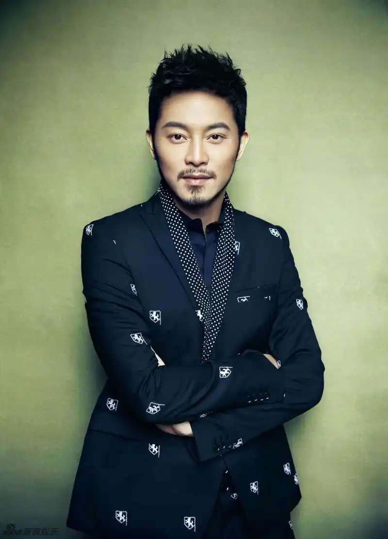 沙溢时尚型男写真曝光 尽显成熟男人魅力 (图)