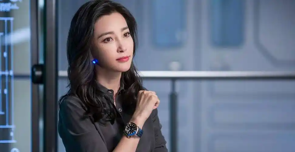 李冰冰与男友分手后,依旧不忘给任泉庆生,27年的友情令人羡慕_生活