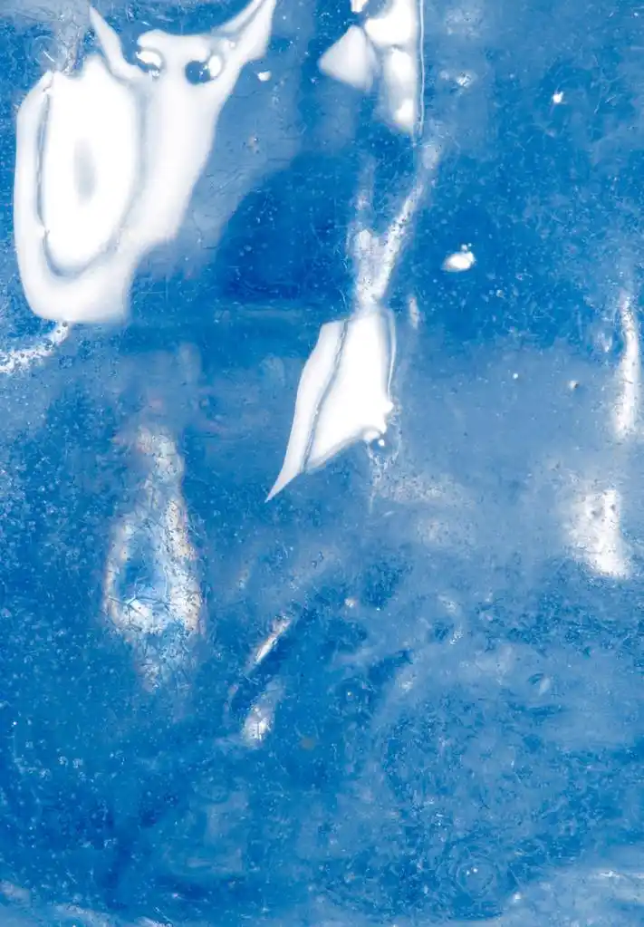 摘要背景,冷蓝色冰的背景