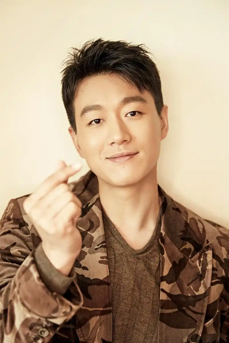 祝福佟大为生日快乐,希望未来的你越来越好!