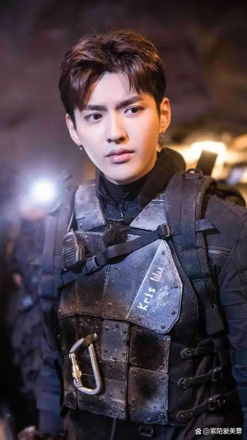 法院宣判吴亦凡强奸,聚众淫乱被判13年 驱逐出境