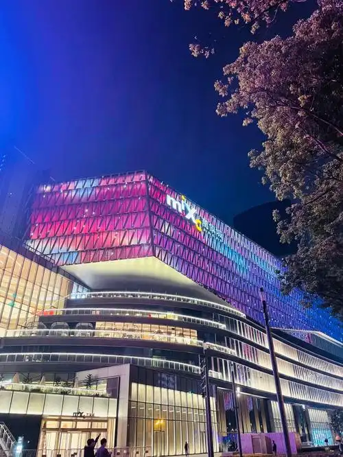 万象城开业第一天让人恍惚在深圳