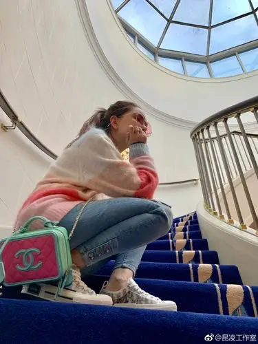 美女明星昆凌的图集