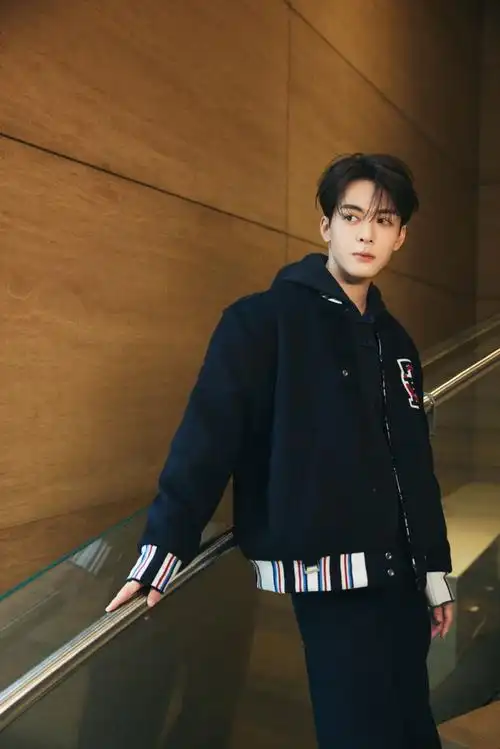 微博之夜好多人啊##曾舜晞出图