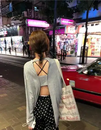 纯白t恤长袖女港味夏季后背镂空露背t恤女2018新款简约纯色宽松短袖