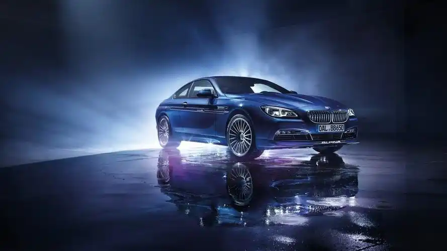 高清晰蓝色宝马b6双涡轮增压豪华轿车跑车壁纸