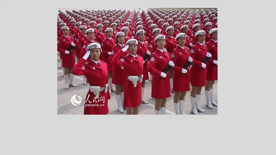 2009年国庆60周年阅兵中的女民兵方队.乔天富摄