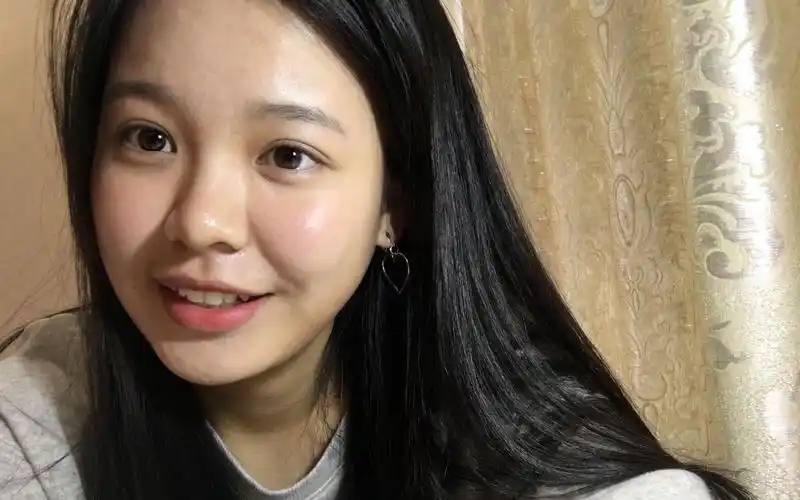 小鱼丸学生党向的10分钟伪素颜妆