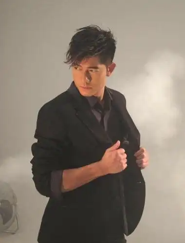 天王郭富城的盛世美颜,明明可以靠颜值,却要拼才华,活该红