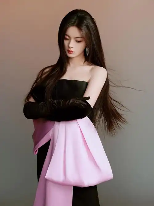 杨超越2024年2月最新美图咨询视频汇总二