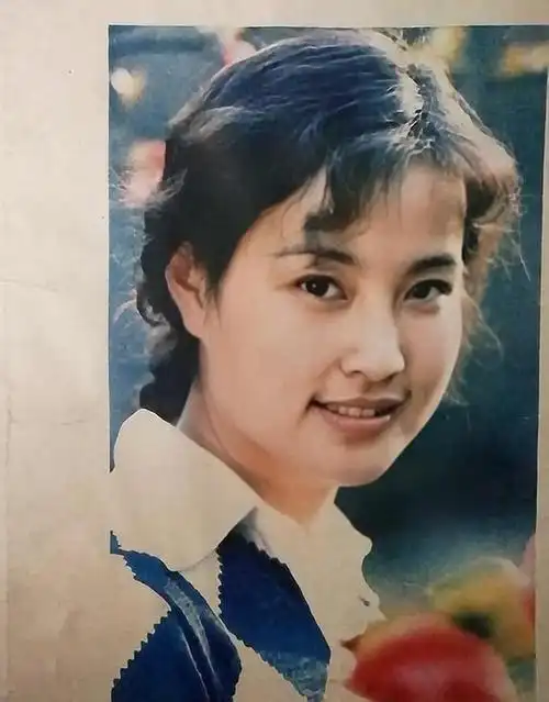 刘晓庆年轻时候的照片真的是貌美如花