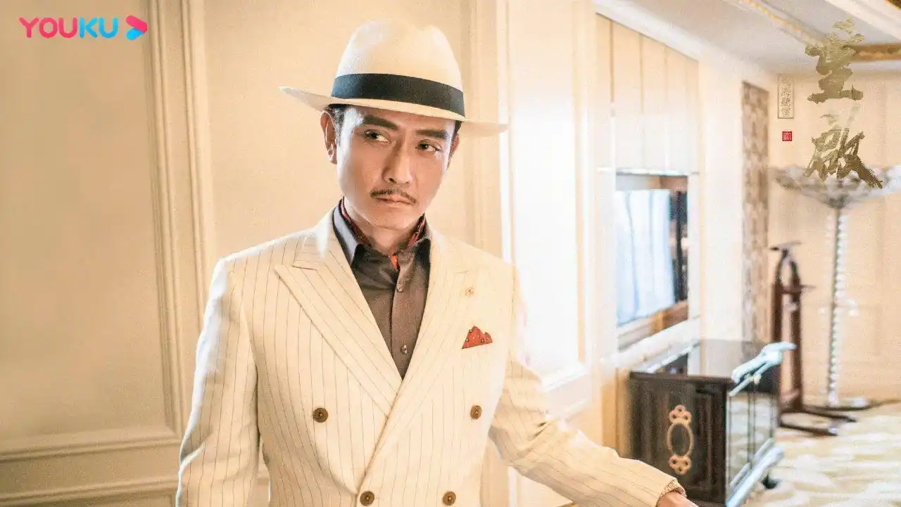 今晚20:00焦老板@演员谢君豪 即将携大部队华丽登场[得意]