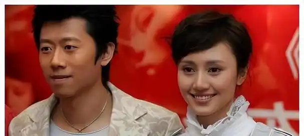 夏雨:结婚不邀请父亲,婚后找母亲算账,他让妻子袁泉感到心疼!