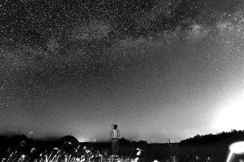 驱车70公里去看星空 暂时把所有烦恼清空