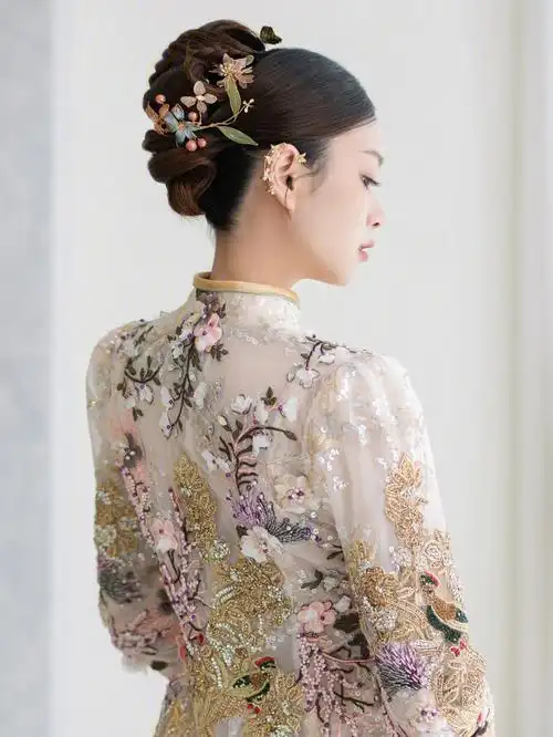 中式造型温婉柔美盘发