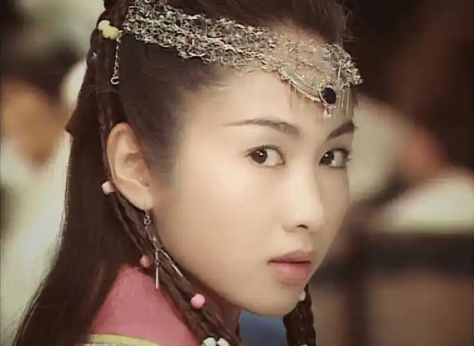 异域装扮好看的古装美人,只服这6位,辨识度高不说还灵气逼人_赵敏