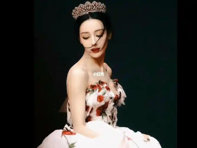 迪丽热巴玫瑰庄园