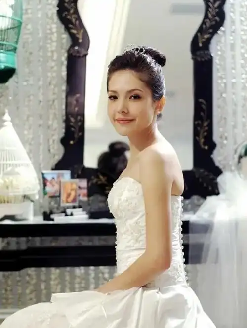 《王子变青蛙》范芸熙白富美演白富美3,关颖《天国的嫁衣》卡翠娜这