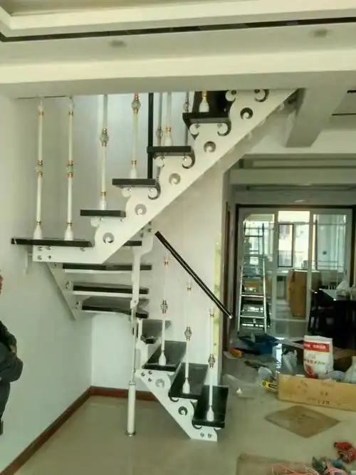 楼梯护栏加工生产各种钢木楼梯实木楼梯