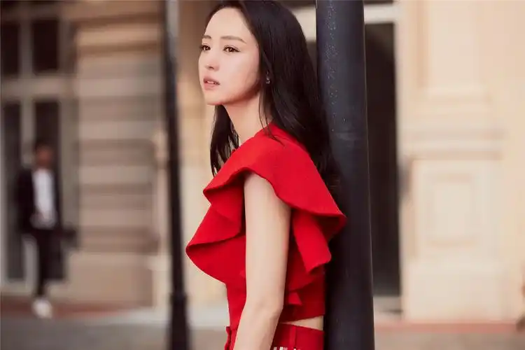 p>董璇,1979年11月5日出生于黑龙江省牡丹江市,中国内地影视女演员