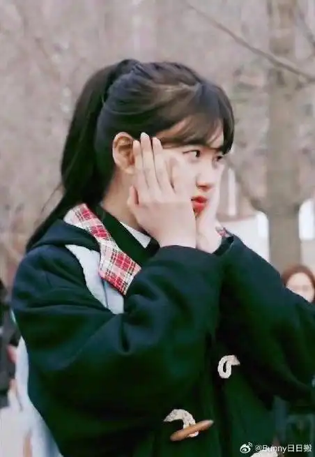 谁懂裴秀智校服的杀伤力,能当国民初恋是有原因的|裴秀智|吴世勋