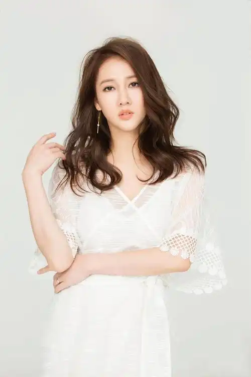 弦子[中国内地女歌手,演员]_百科