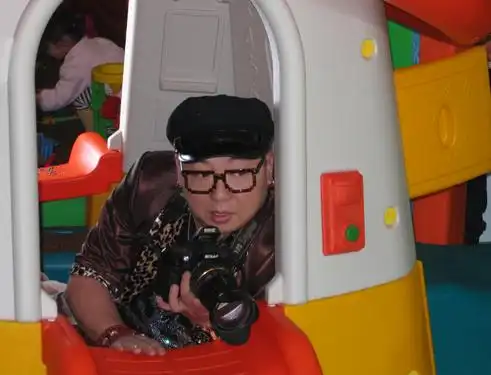 cnmo 新闻中心 正文   看过《疯狂的石头》这部电影了相信对谢小萌