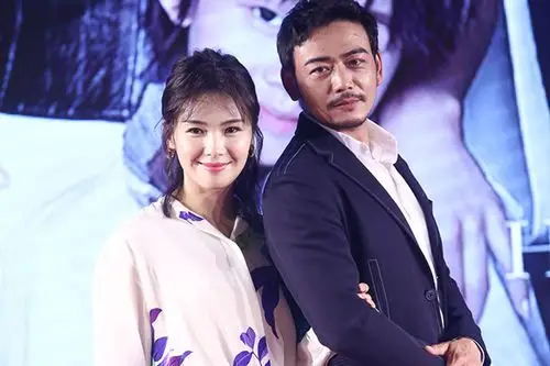 刘涛杨烁再续前缘 默契连拍cp感爆棚