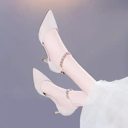 白色高跟鞋女细跟2019新款春季真皮百搭夏季包头一字扣带中跟凉鞋