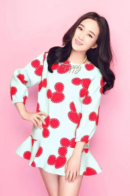 龙梅子绝美照片