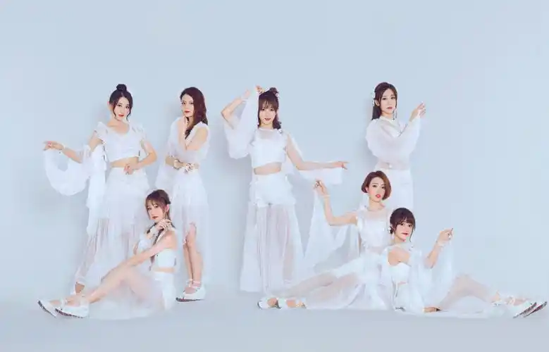 电子国风女团sing化身春晚宠儿多台晚会发出邀约春节忙不停