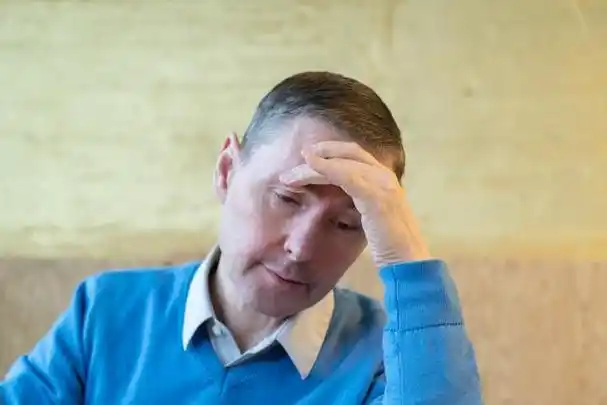 中年男人的无奈与痛苦