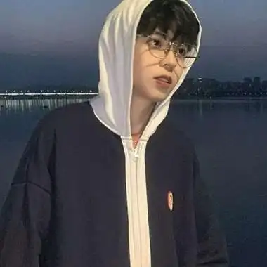 2021超级吸引女孩子的男生头像大全