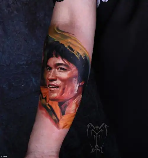 李小龙人物纹身图案大全 - 纹身大咖