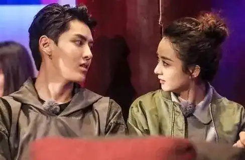 赵丽颖吴亦凡恋情坐实赵丽颖吴亦凡恋情豆瓣