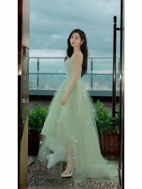 每日一推明星壁纸人间富贵花景甜