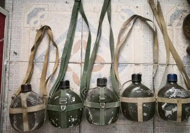 以前在家里会经常使用的老物件,现在也会逐渐被遗忘.