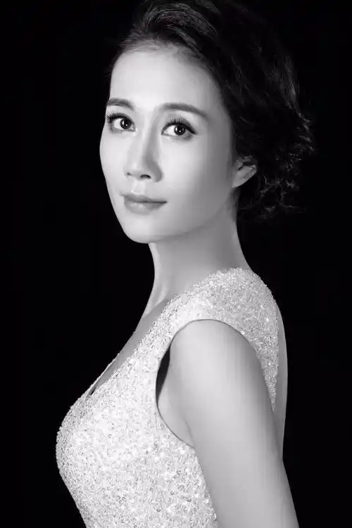 原创八角亭谜雾中三位70后女演员现实中她的情感之路最为坎坷