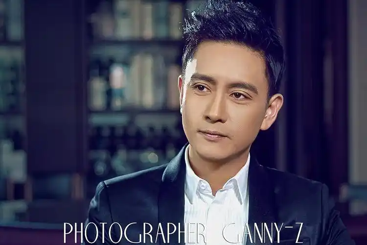 金马影帝谢君豪杂志拍摄