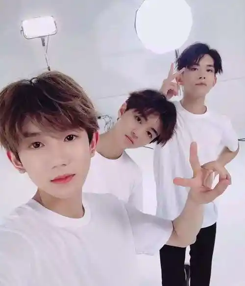 三小只电视剧发展各异王源大主宰丢口碑千玺却被夸赞演技