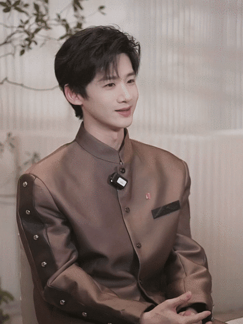 白敬亭新中式西装造型##白敬亭好男大