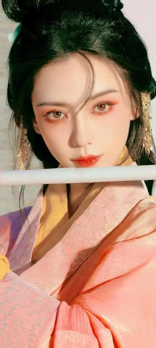 美女系列壁纸第892期-古装造型的杨颖