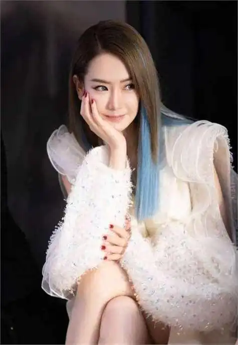 戚薇自爆:五百万陪七天七夜,要是不答应,就删光她所有戏份!