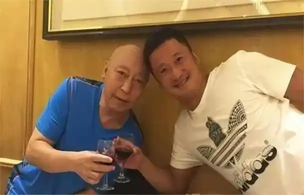 倪大红:影视圈面瘫影帝,倪萍表妹夫,大红大紫有玄机